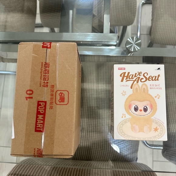 Authentic Labubu ZIZI - Picture 8 of 9